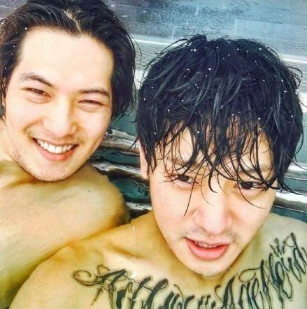 日韩午夜男男视频网站,暗流涌动的虚拟世界